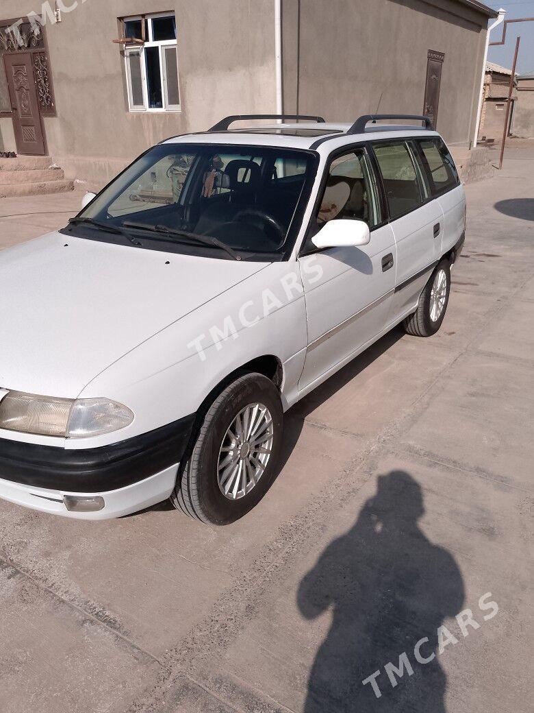 Opel Astra 1994 - 43 000 TMT - Mary - img 2