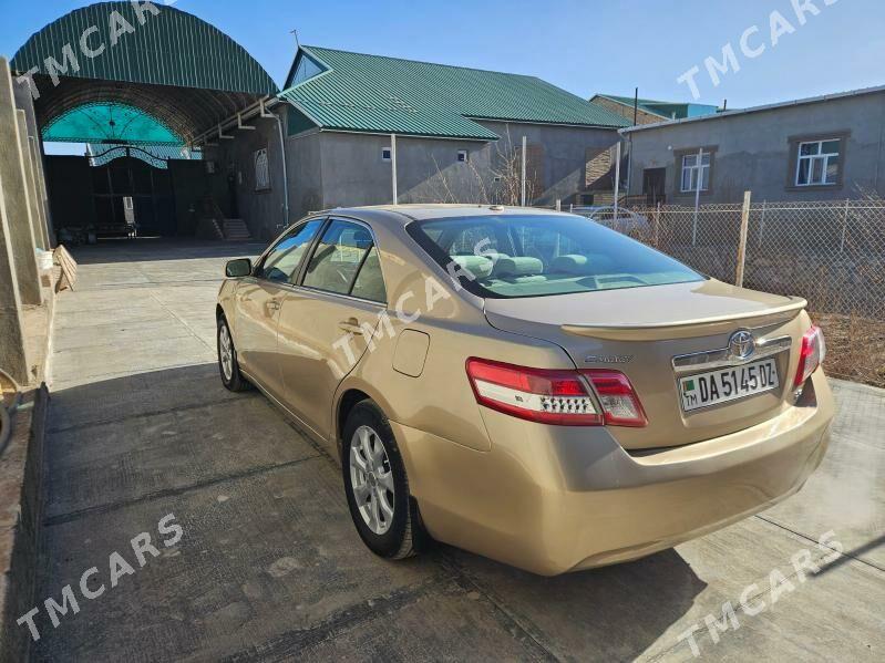 Toyota Camry 2010 - 180 000 TMT - Кёнеургенч - img 2