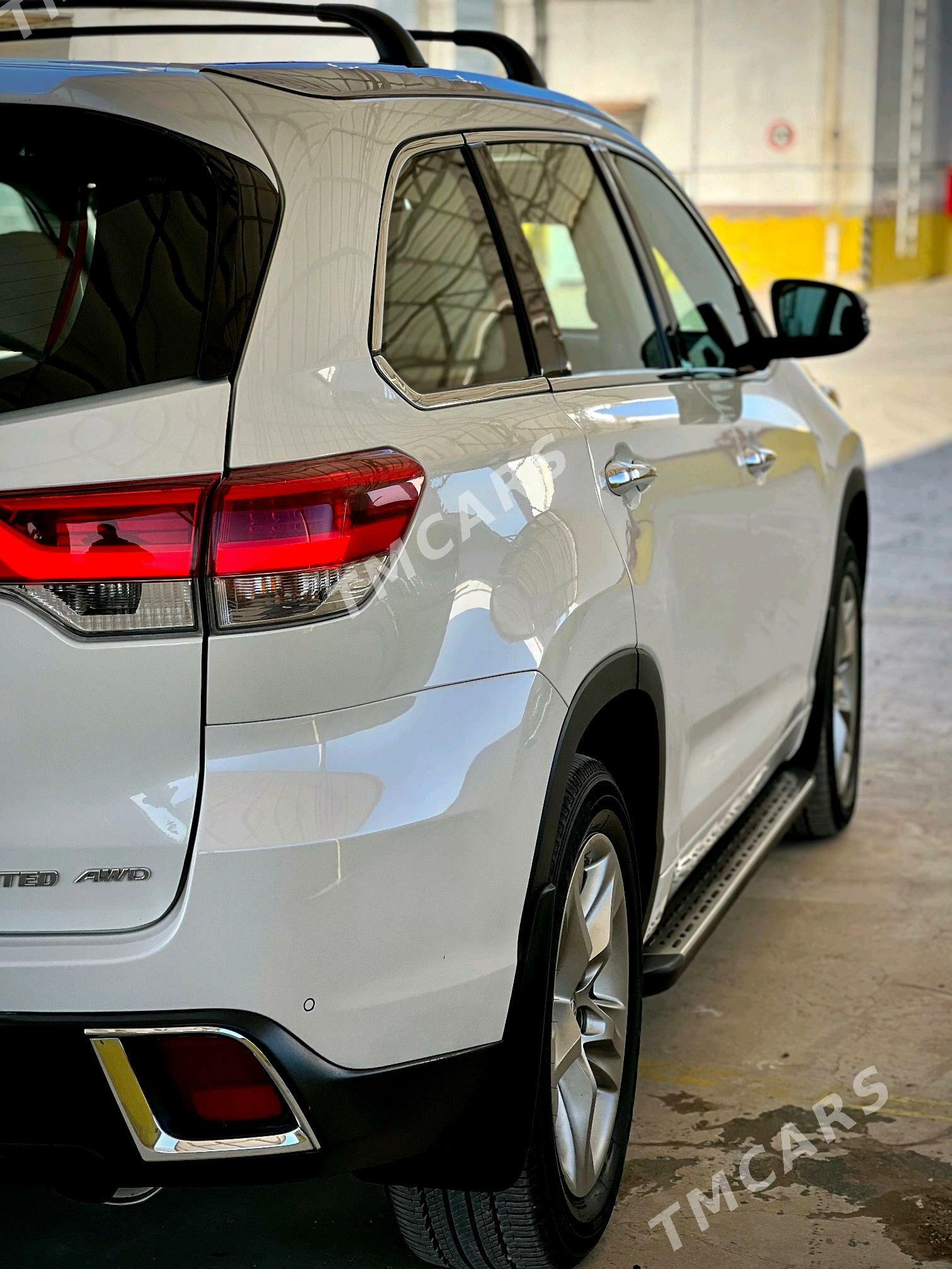 Toyota Highlander 2019 - 450 000 TMT - Aşgabat - img 3