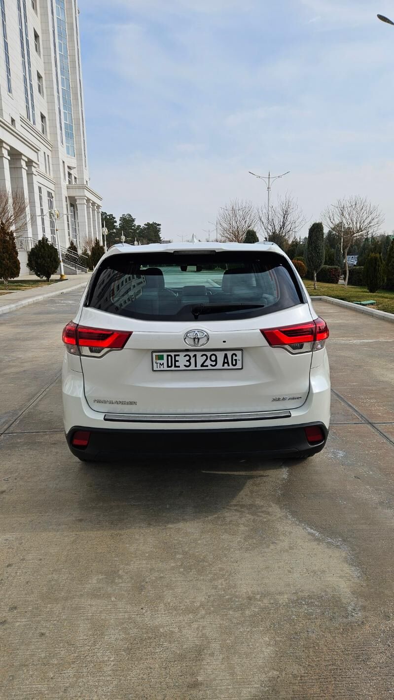 Toyota Highlander 2019 - 500 000 TMT - Aşgabat - img 6