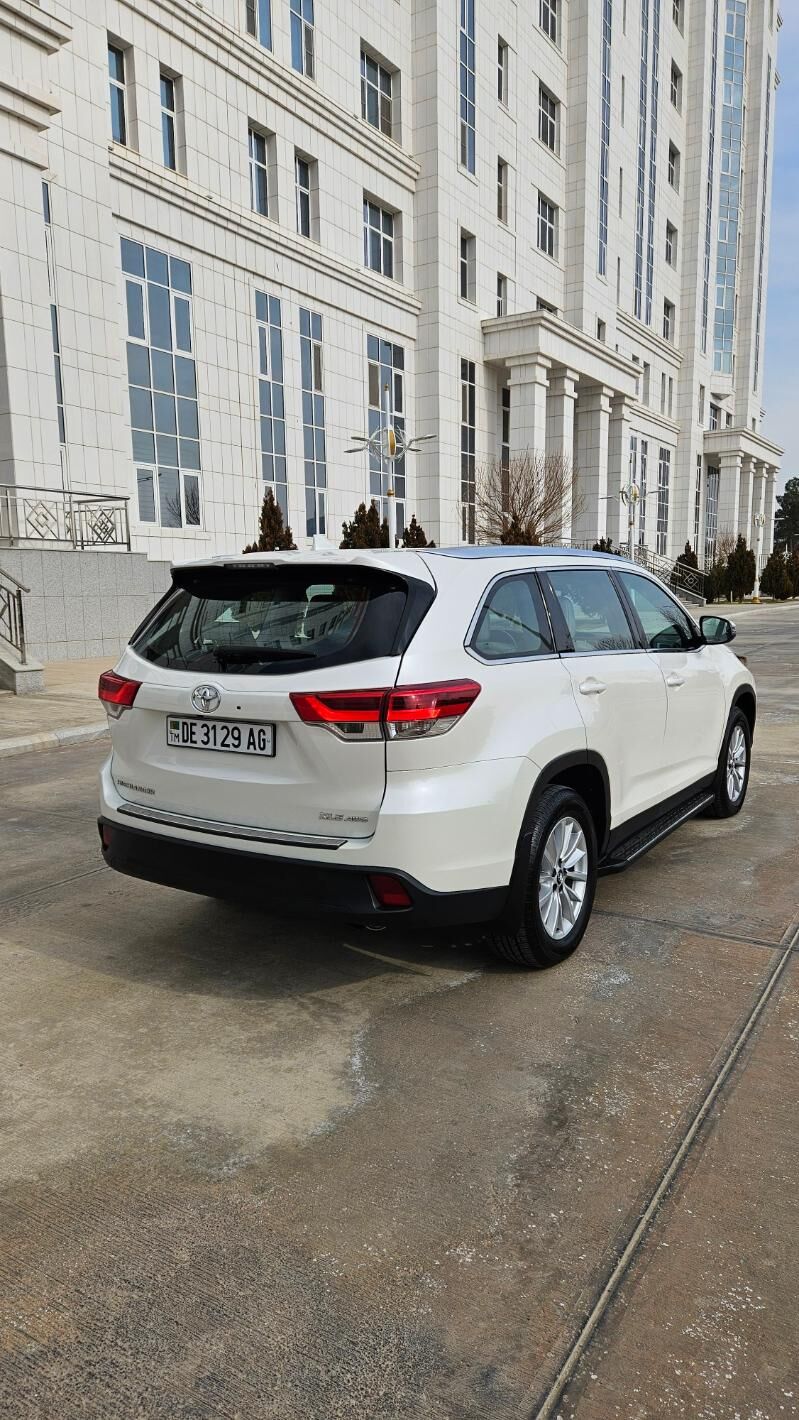 Toyota Highlander 2019 - 500 000 TMT - Aşgabat - img 7