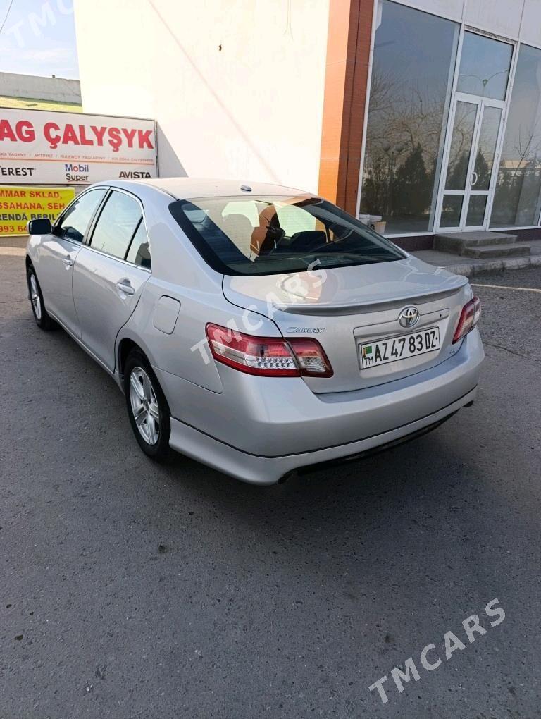 Toyota Camry 2010 - 160 000 TMT - Дашогуз - img 4