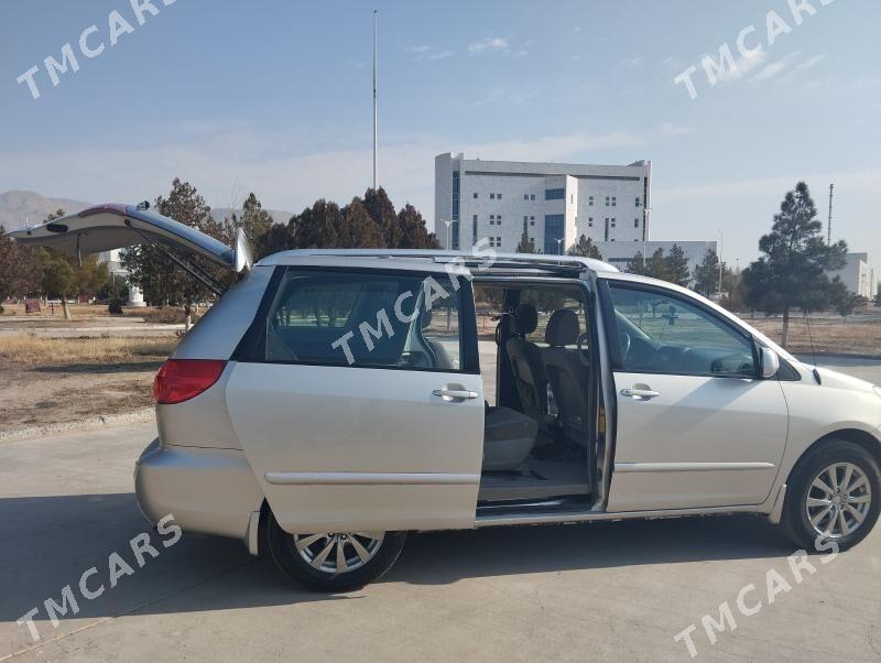 Toyota Sienna 2009 - 210 000 TMT - Balkanabat - img 9