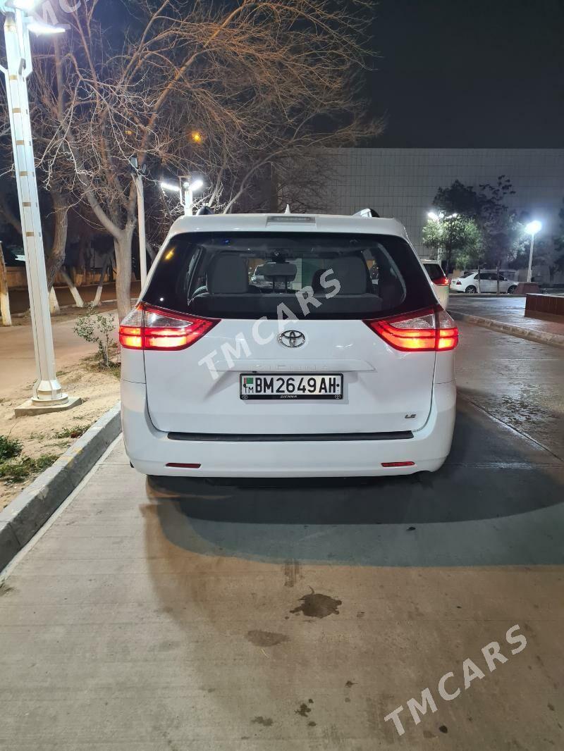 Toyota Sienna 2018 - 380 000 TMT - Aşgabat - img 2