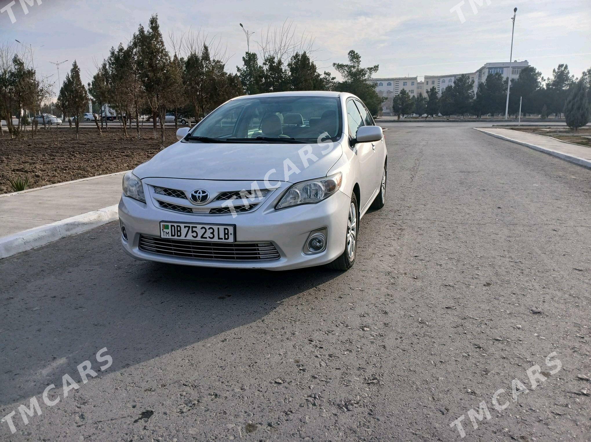 Toyota Corolla 2013 - 148 000 TMT - Туркменабат - img 9