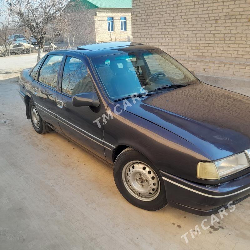 Opel Vectra 1991 - 16 000 TMT - Sakar - img 2