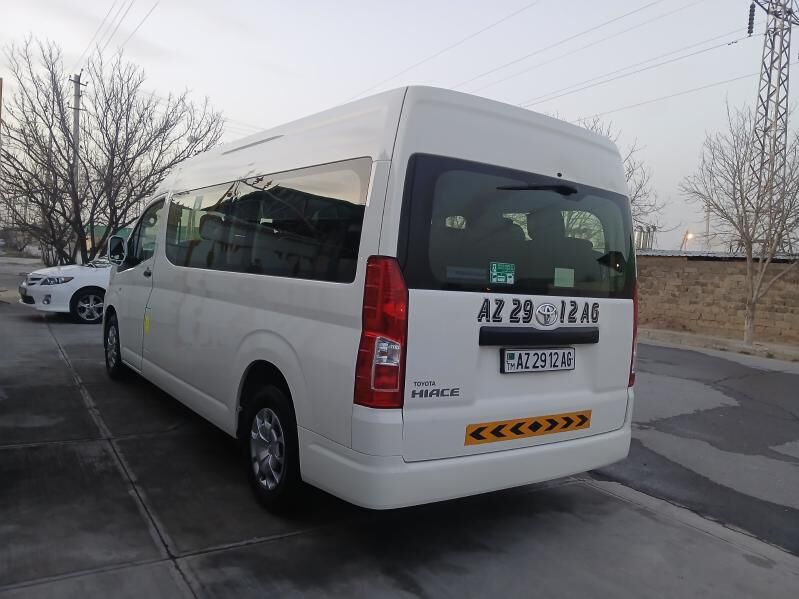 Toyota Hiace 2022 - 590 000 TMT - Ашхабад - img 3