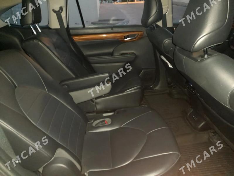 Toyota Highlander 2021 - 530 000 TMT - Ашхабад - img 9