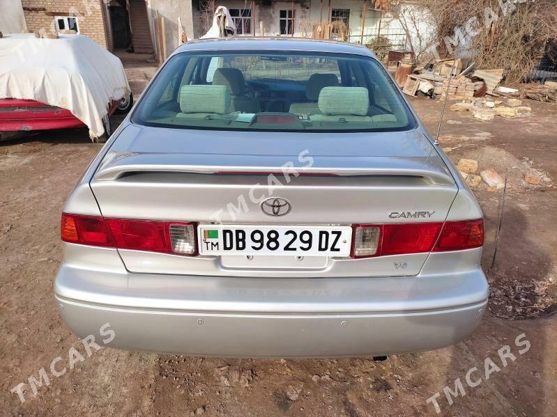 Toyota Camry 2000 - 130 000 TMT - Кёнеургенч - img 4