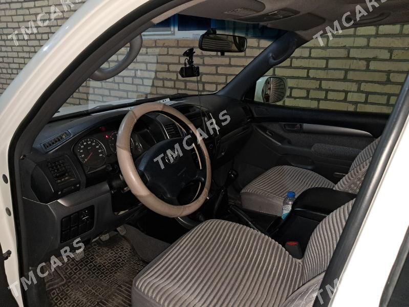 Toyota Land Cruiser Prado 2006 - 260 000 TMT - Дянев - img 3