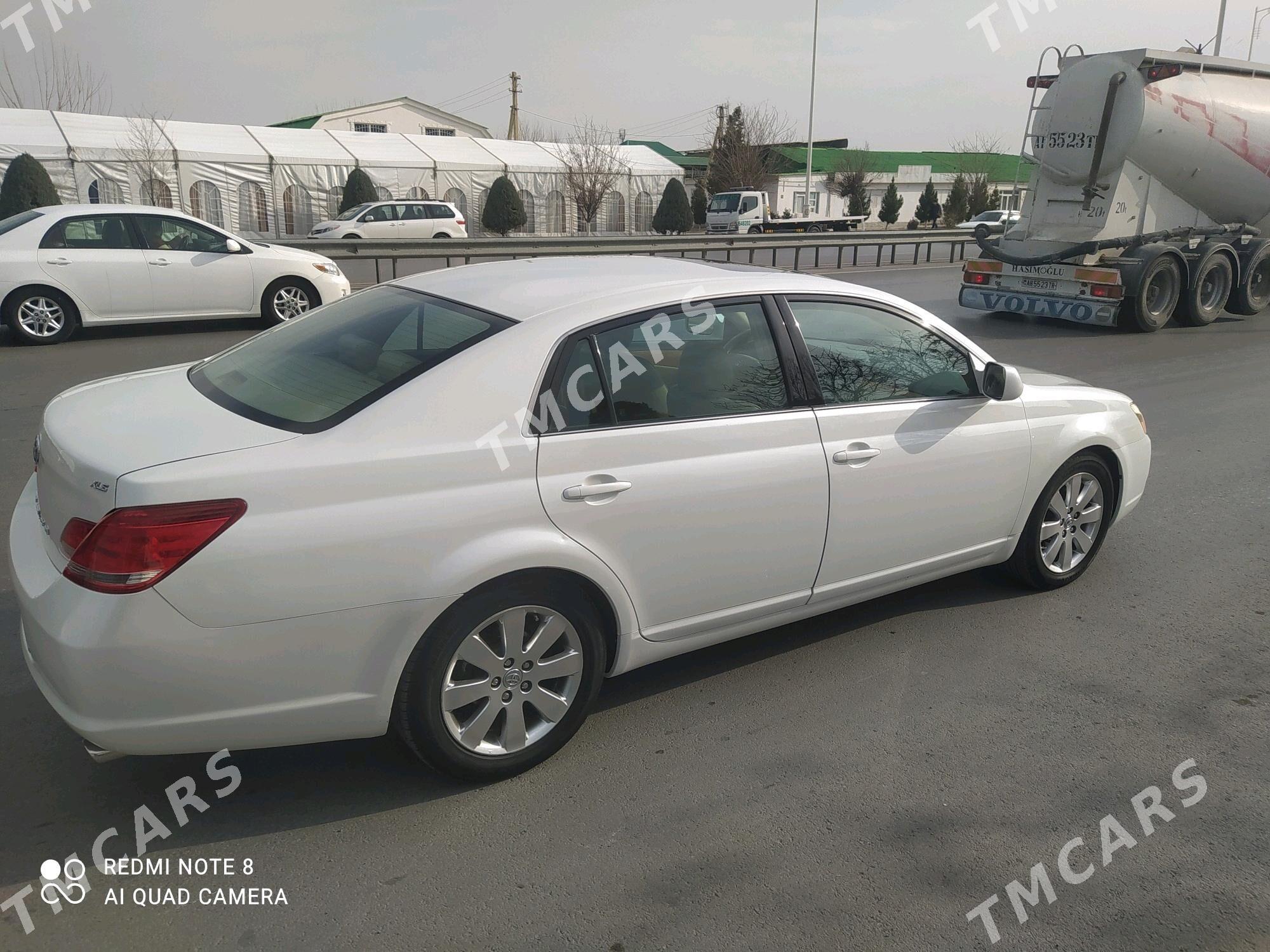 Toyota Avalon 2005 - 185 000 TMT - Бабадайхан - img 3