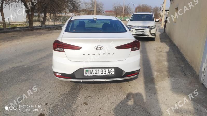 Hyundai Elantra 2019 - 200 000 TMT - Ашхабад - img 3