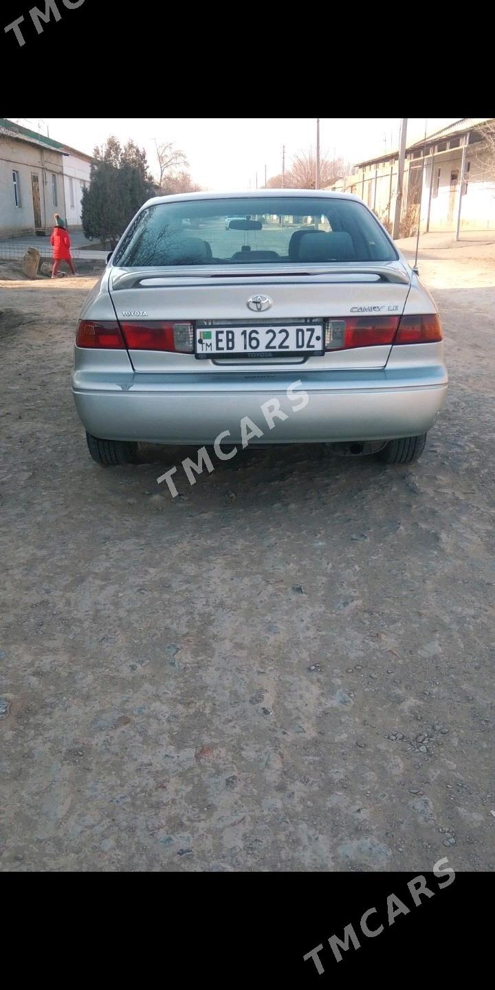 Toyota Camry 2000 - 120 000 TMT - Daşoguz - img 3