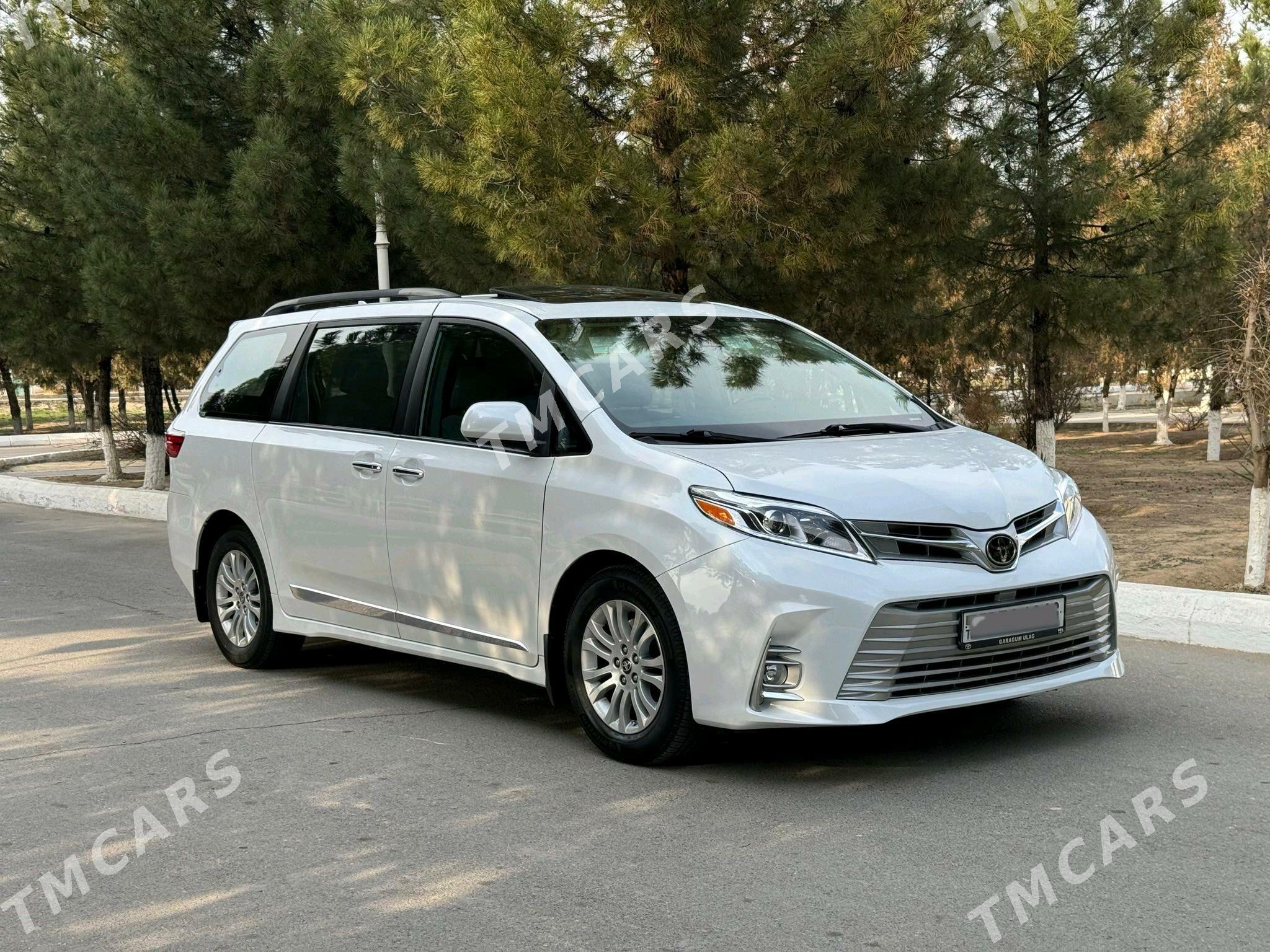 Toyota Sienna 2019 - 445 000 TMT - Aşgabat - img 3