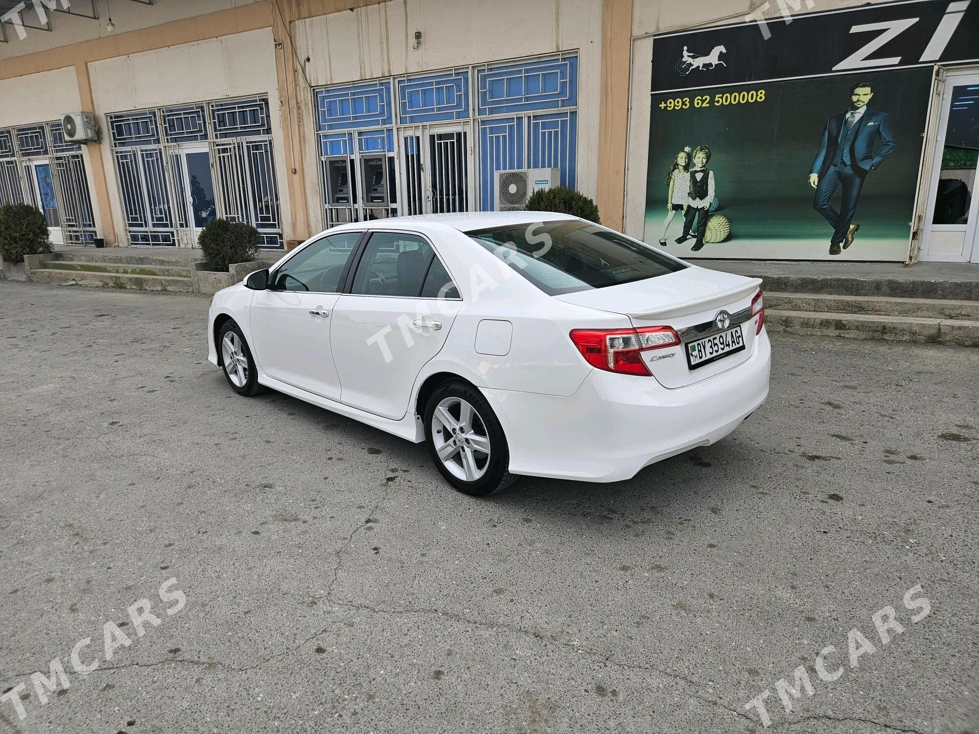 Toyota Camry 2013 - 210 000 TMT - Aşgabat - img 4