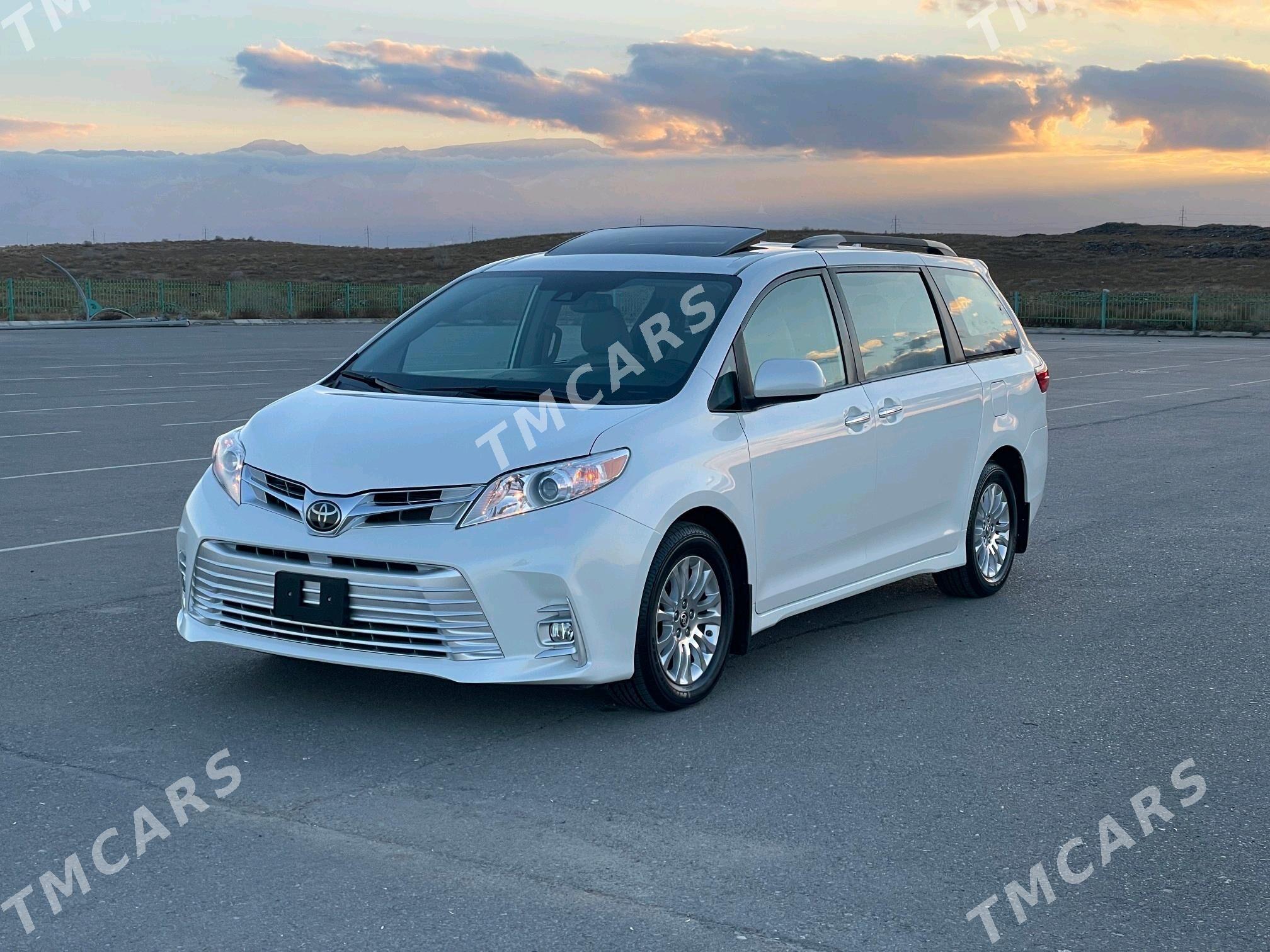 Toyota Sienna 2019 - 570 000 TMT - Aşgabat - img 2