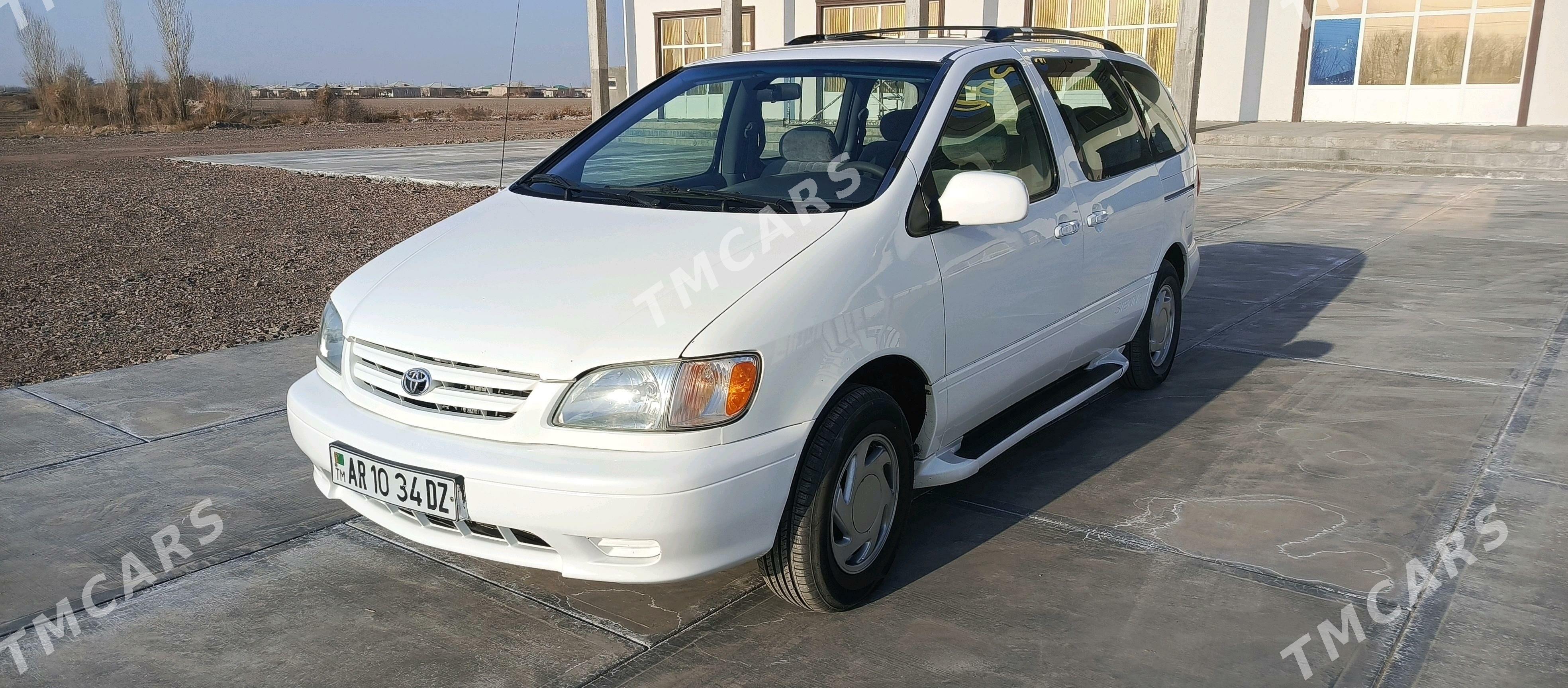 Toyota Sienna 2002 - 145 000 TMT - Gubadag - img 6