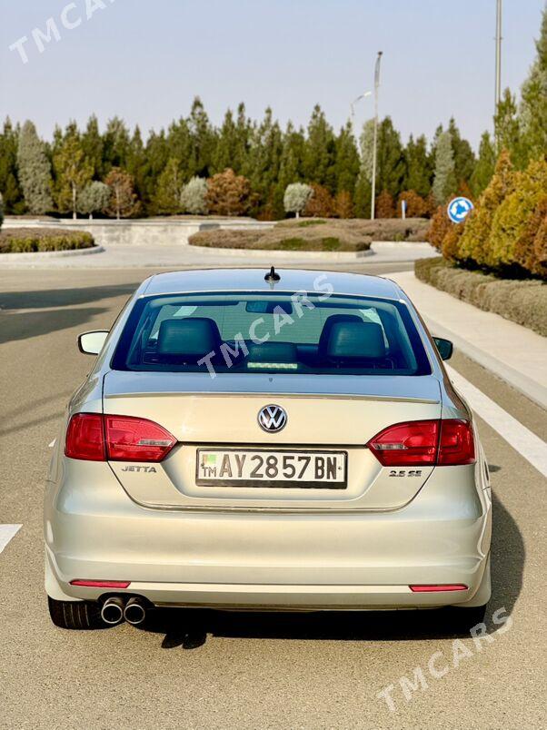 Volkswagen Jetta 2011 - 130 000 TMT - Türkmenbaşy - img 9