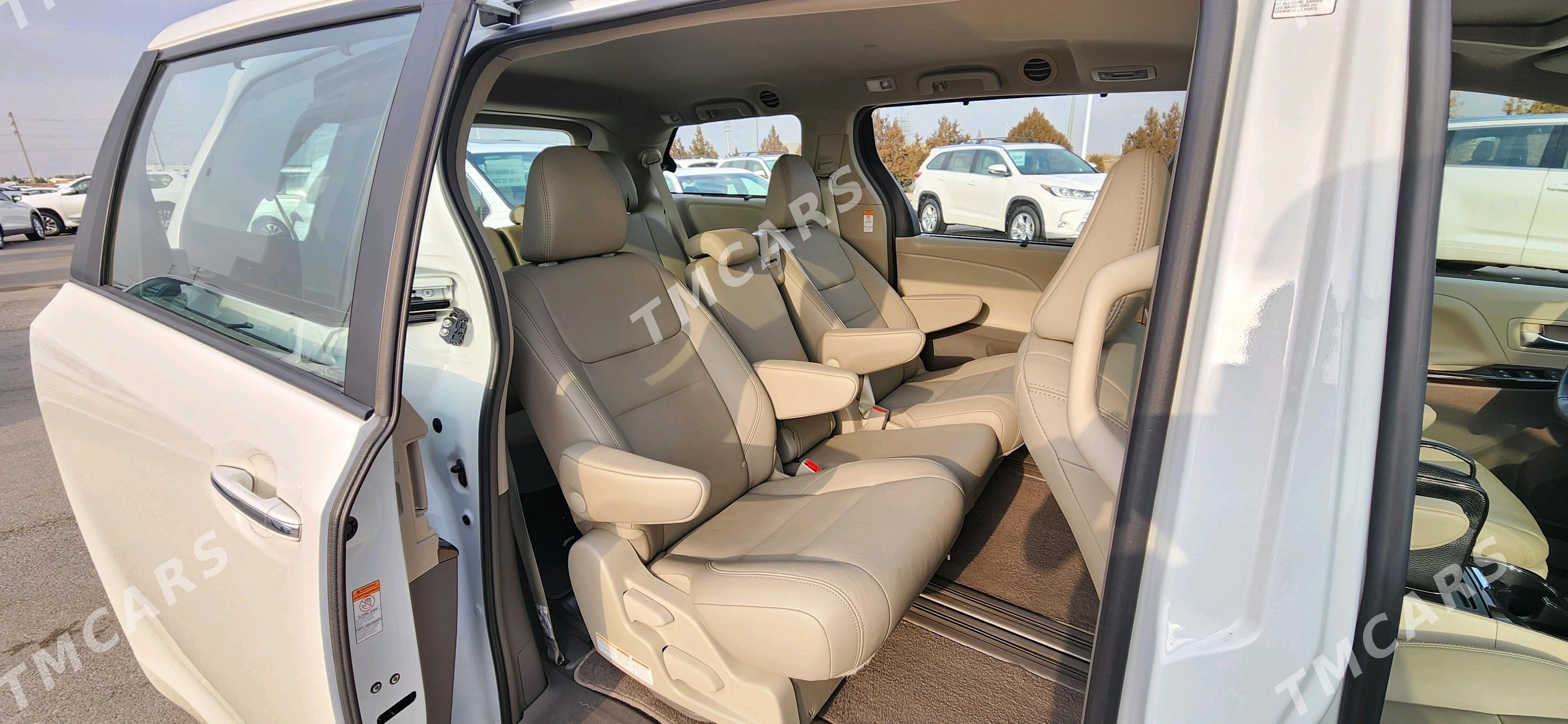 Toyota Sienna 2019 - 570 000 TMT - Aşgabat - img 10