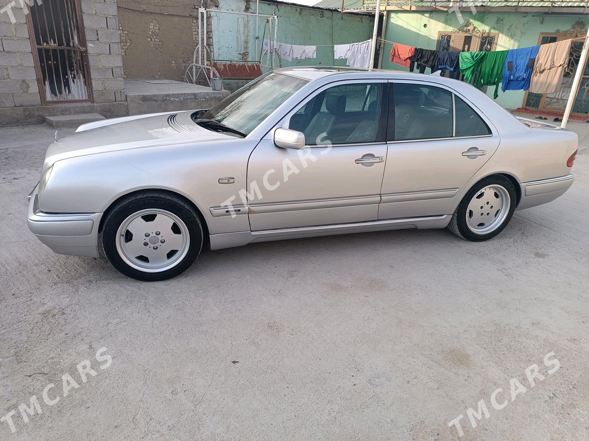 Mercedes-Benz E320 1996 - 53 000 TMT - Aşgabat - img 5