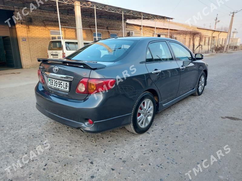 Toyota Corolla 2010 - 130 000 TMT - Türkmenabat - img 3