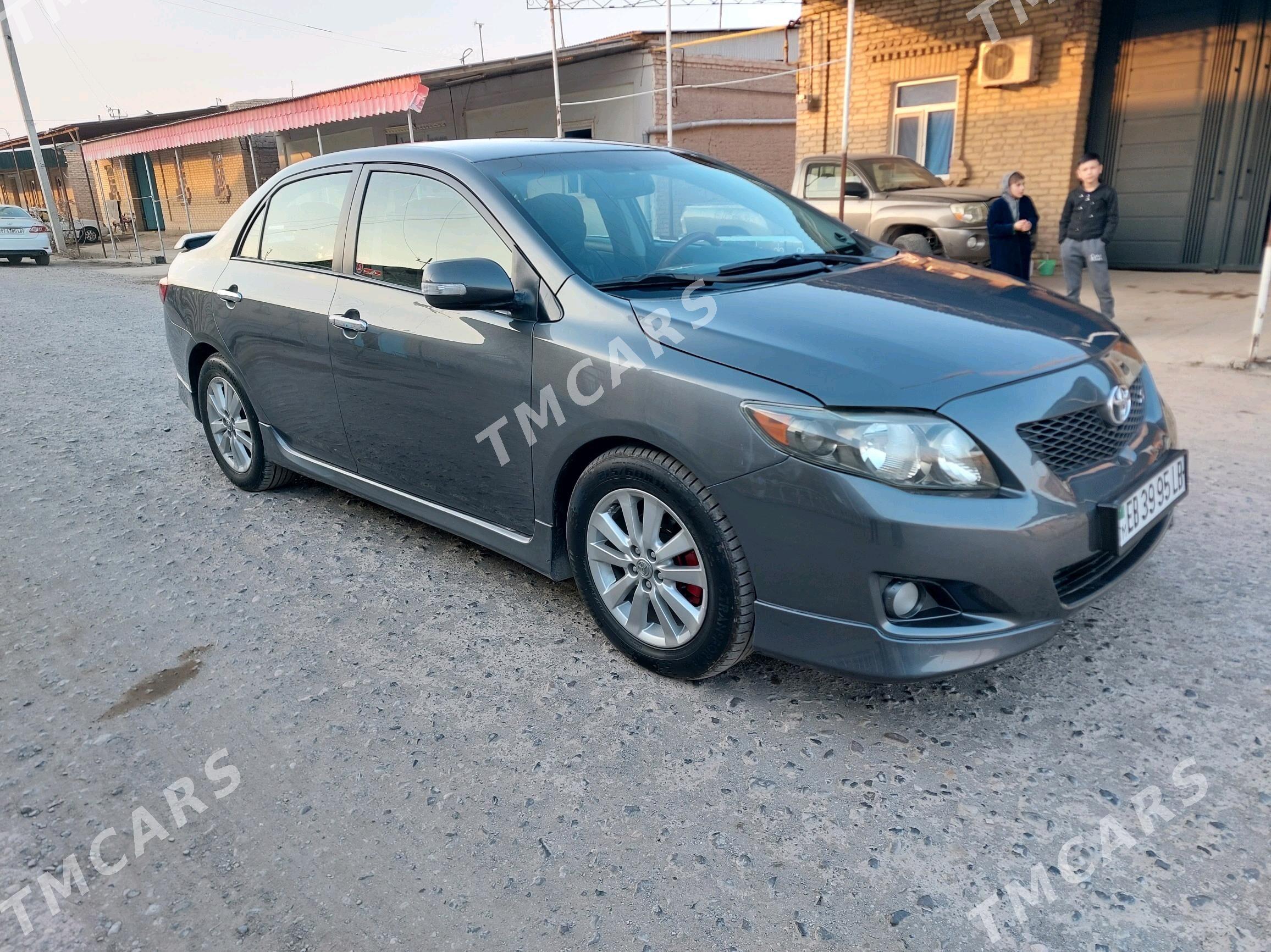 Toyota Corolla 2010 - 130 000 TMT - Türkmenabat - img 4