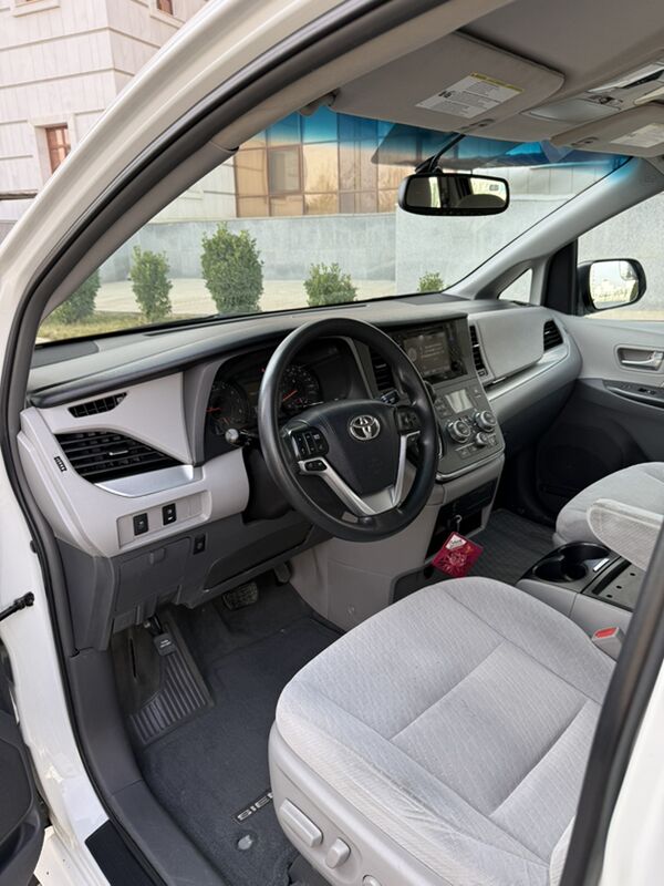 Toyota Sienna 2016 - 325 000 TMT - Aşgabat - img 8