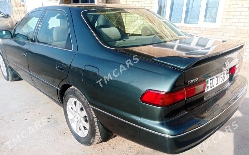 Toyota Camry 1999 - 85 000 TMT - Байрамали - img 4