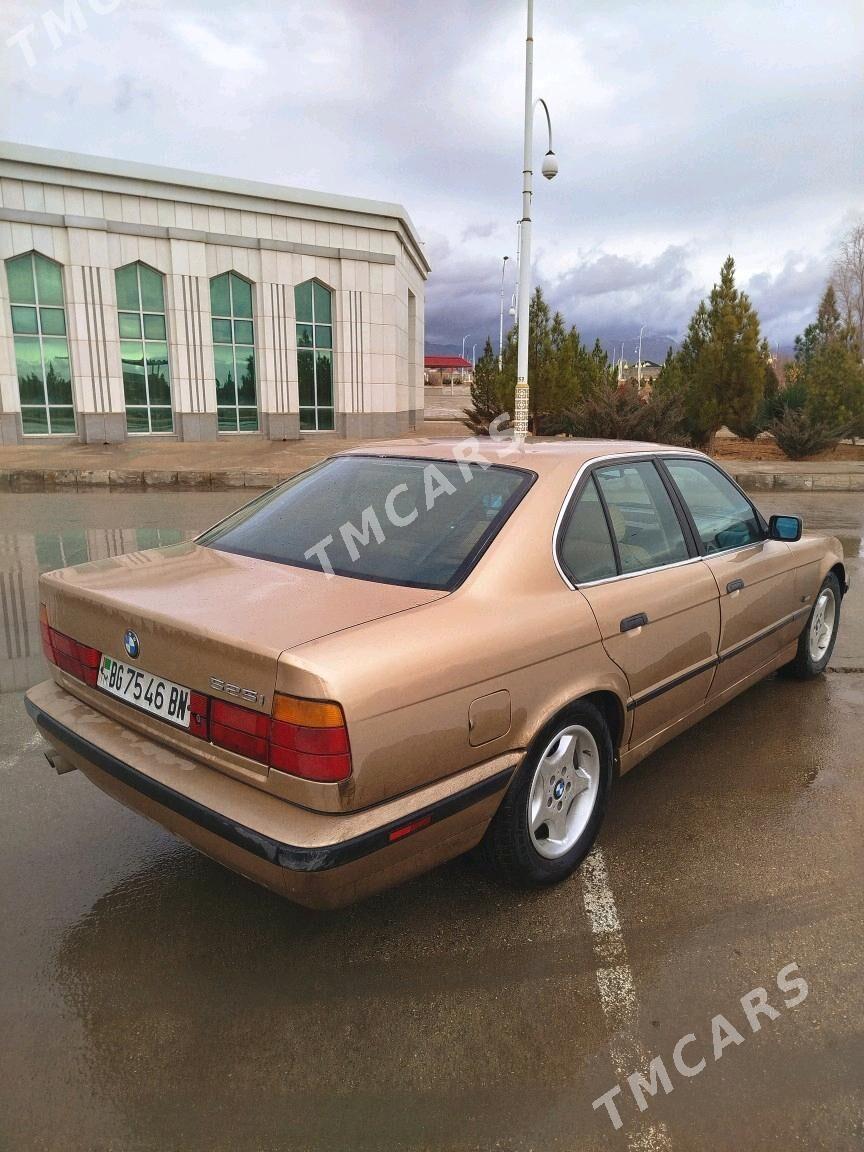 BMW 525 1994 - 90 000 TMT - Балканабат - img 9