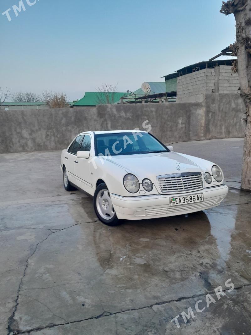 Mercedes-Benz 230E 1998 - 100 000 TMT - Бахарден - img 4