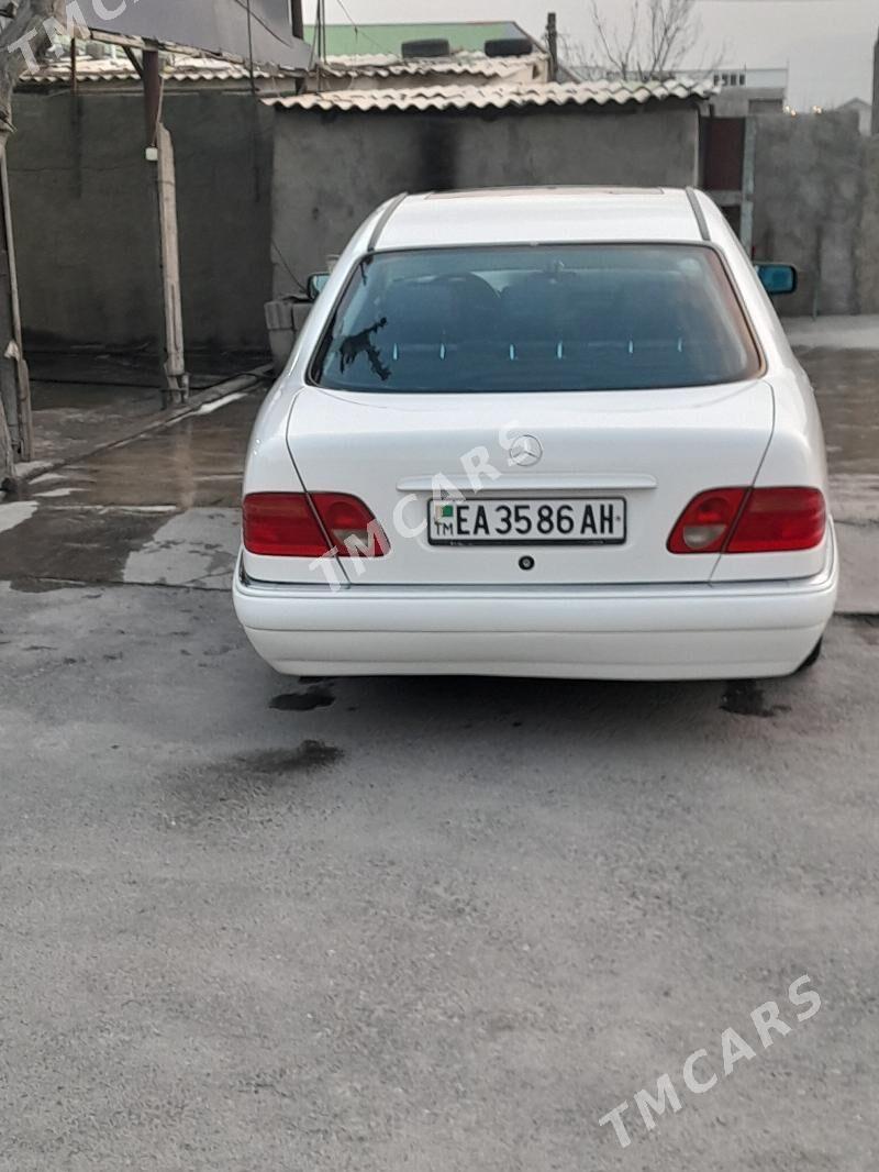 Mercedes-Benz 230E 1998 - 100 000 TMT - Бахарден - img 6