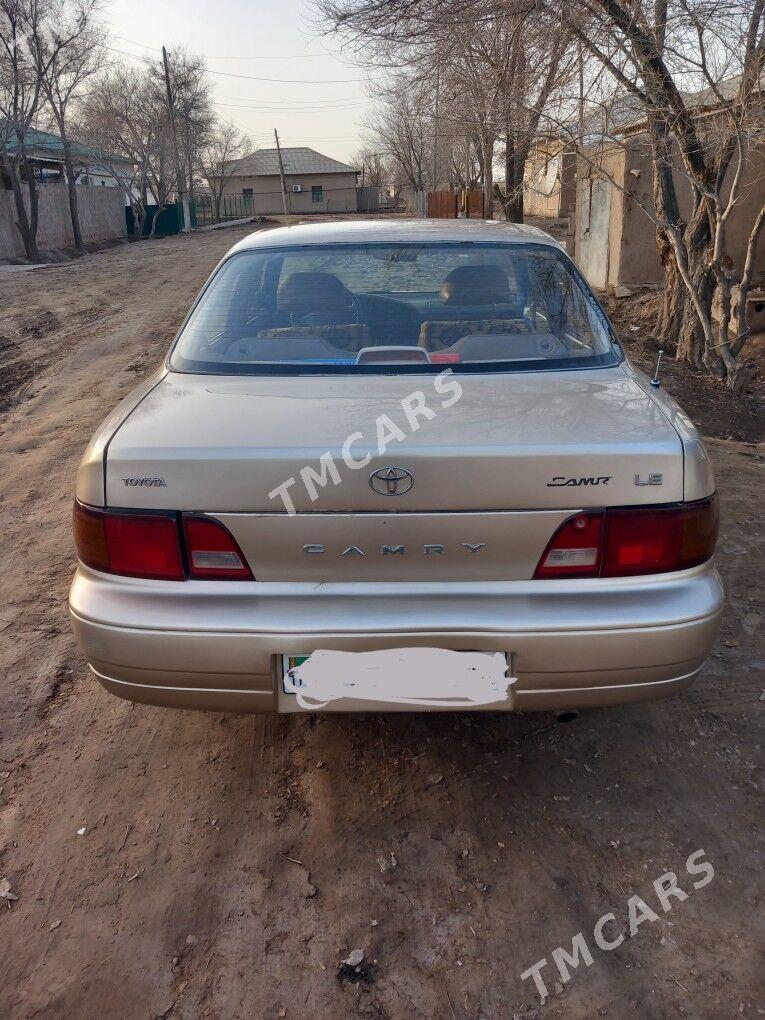 Toyota Camry 1995 - 80 000 TMT - етр. Туркменбаши - img 2