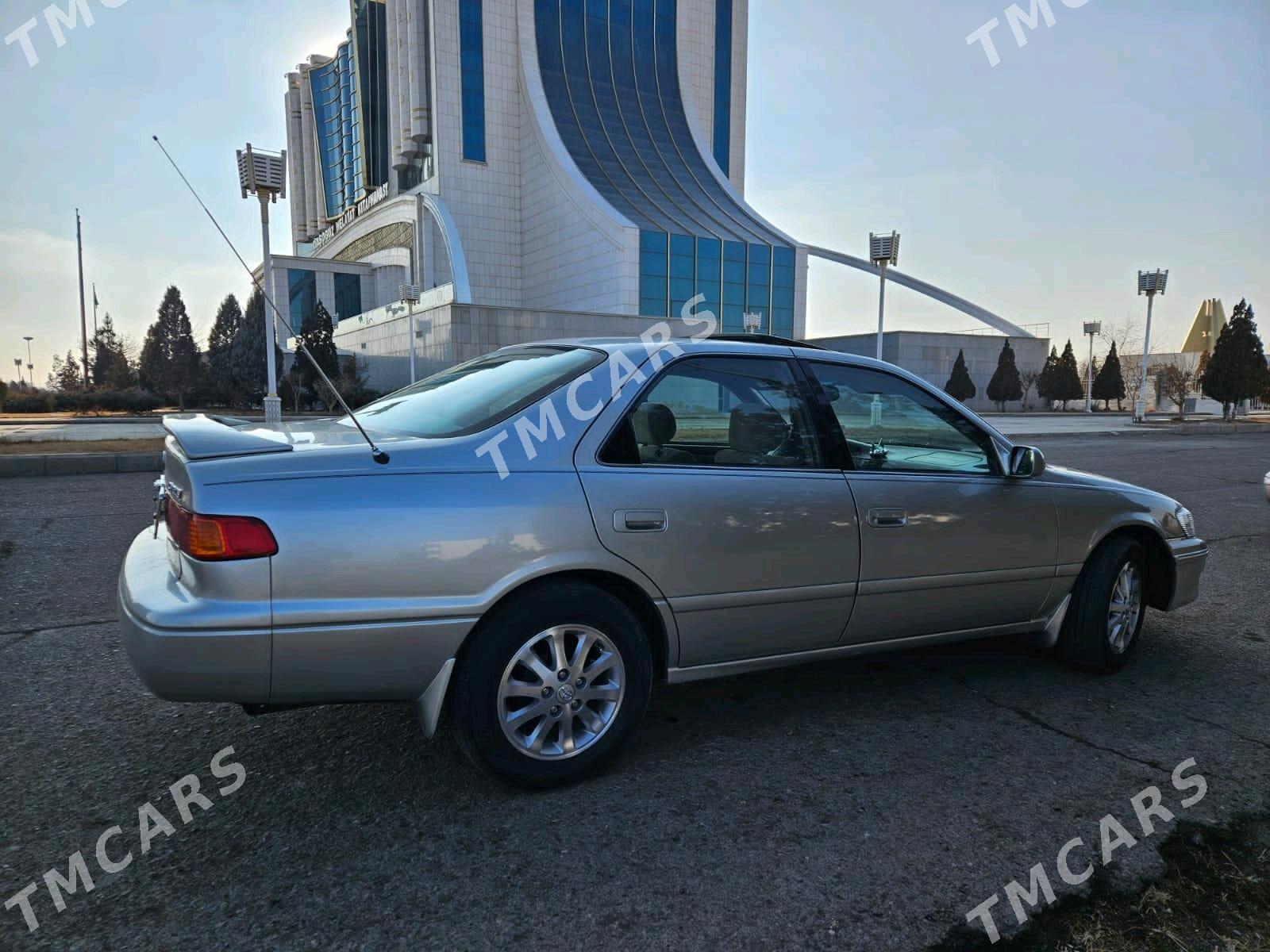 Toyota Camry 2000 - 150 000 TMT - Köneürgenç - img 3