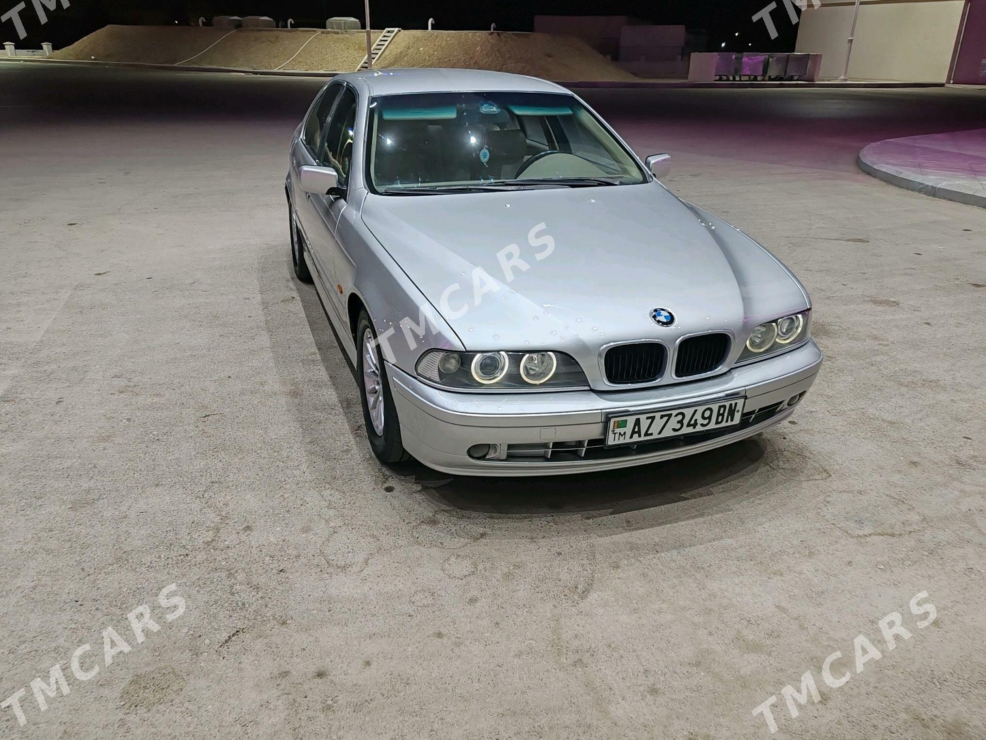 BMW E39 2001 - 96 000 TMT - Балканабат - img 2