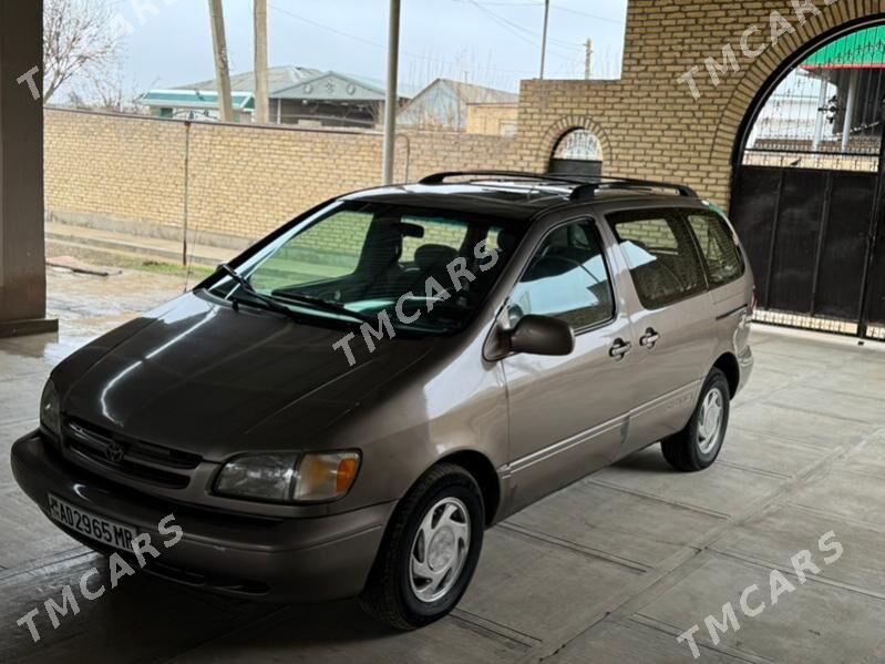 Toyota Sienna 1999 - 138 000 TMT - Сакарчага - img 6