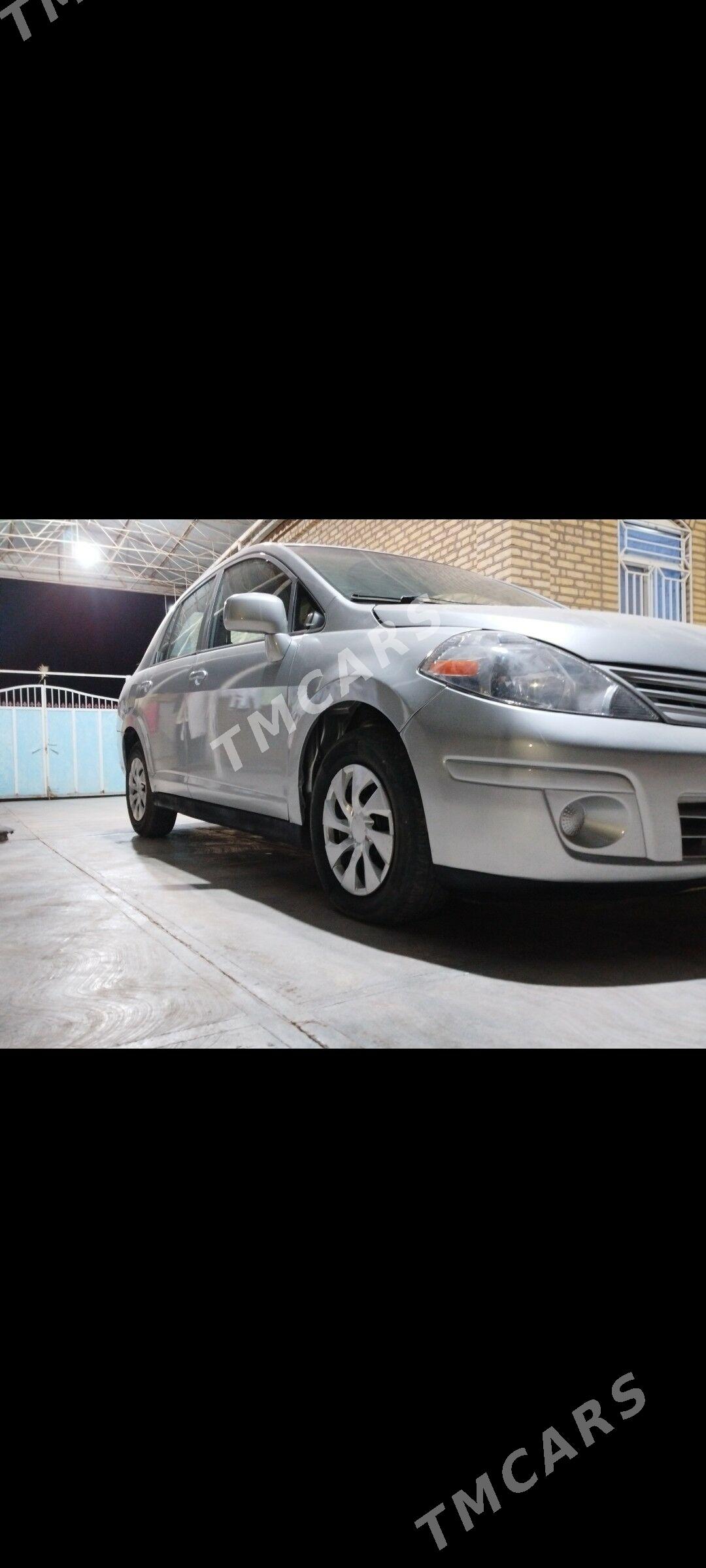 Nissan Versa 2010 - 90 000 TMT - Мары - img 5