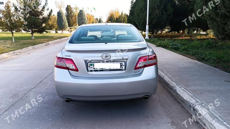 Toyota Camry 2010 - 200 000 TMT - Мары - img 4