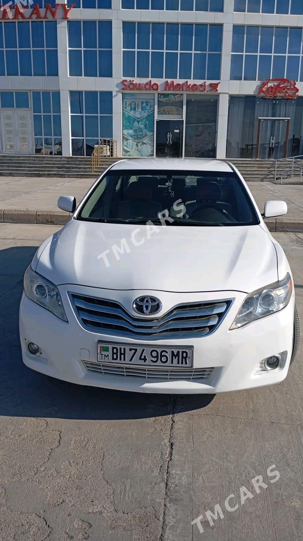 Toyota Camry 2010 - 138 000 TMT - Мары - img 2