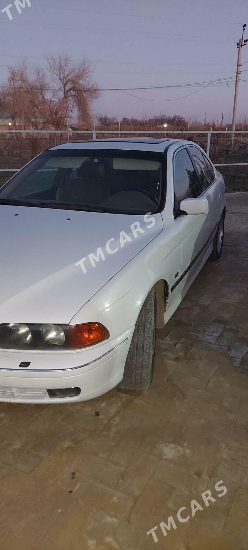 BMW 528 1996 - 85 000 TMT - Мары - img 2