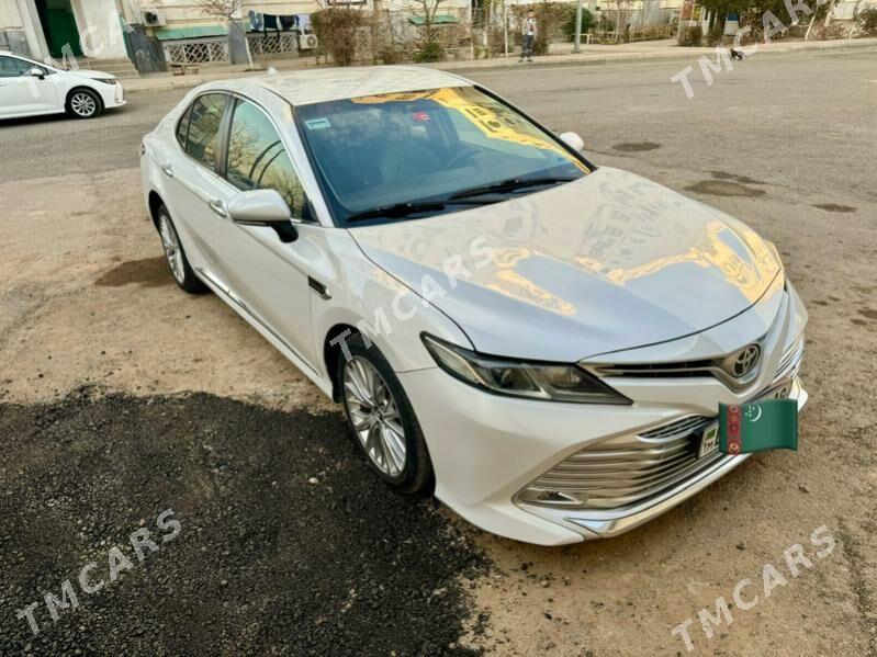 Toyota Camry 2019 - 290 000 TMT - Aşgabat - img 5