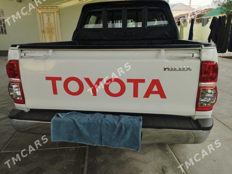 Toyota Hilux 2012 - 280 000 TMT - Balkanabat - img 5