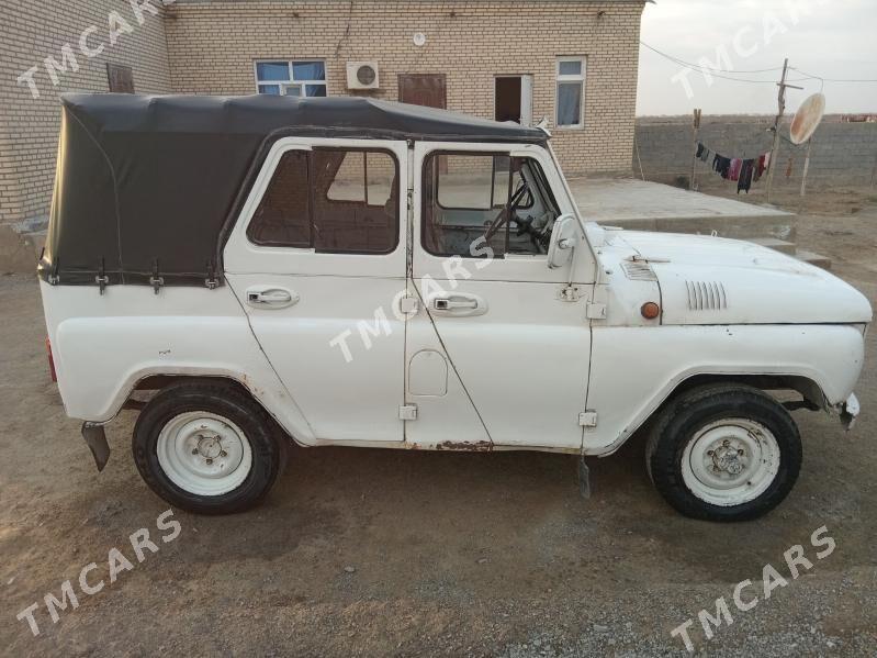 UAZ 469 1984 - 16 000 TMT - Бахарден - img 3