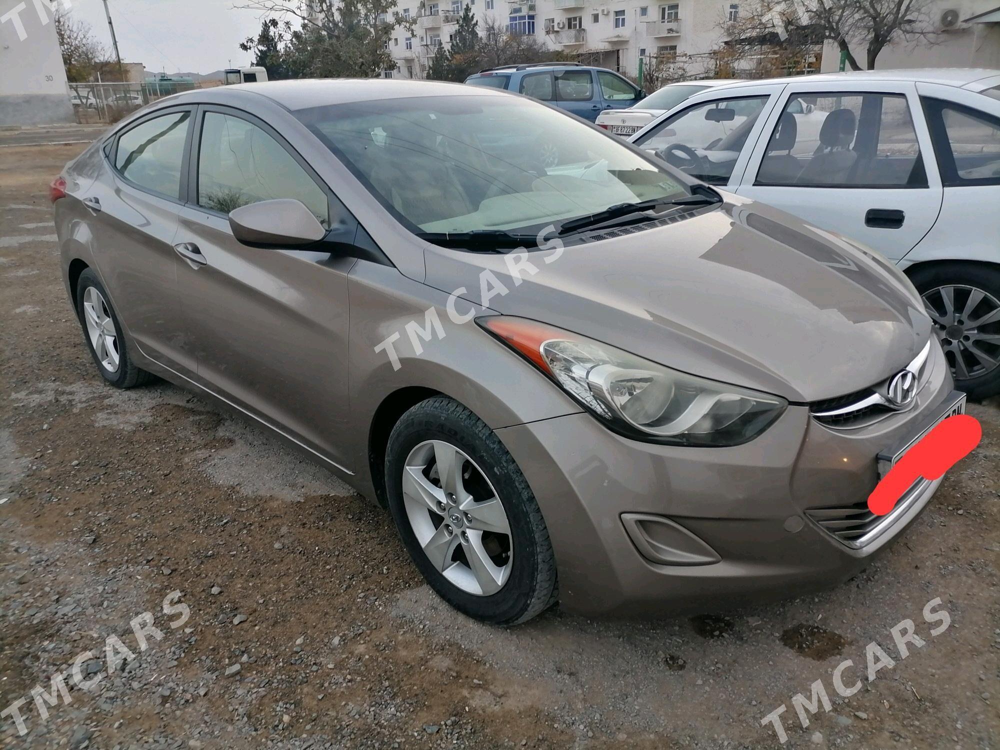 Hyundai Elantra 2011 - 130 000 TMT - Türkmenbaşy - img 2