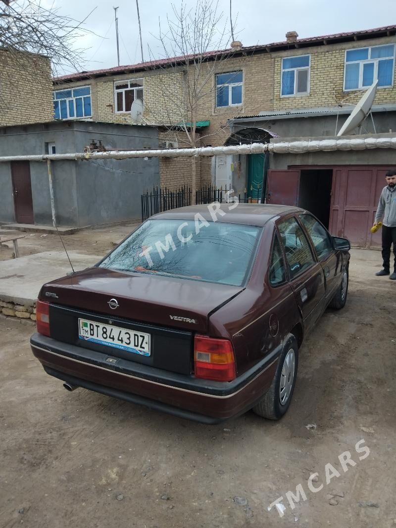 Opel Vectra 1990 - 25 000 TMT - Дашогуз - img 2