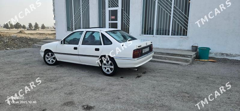 Opel Vectra 1991 - 33 000 TMT - Бахарден - img 4