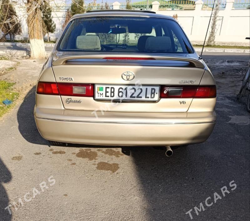 Toyota Camry 1998 - 119 000 TMT - Dänew - img 2