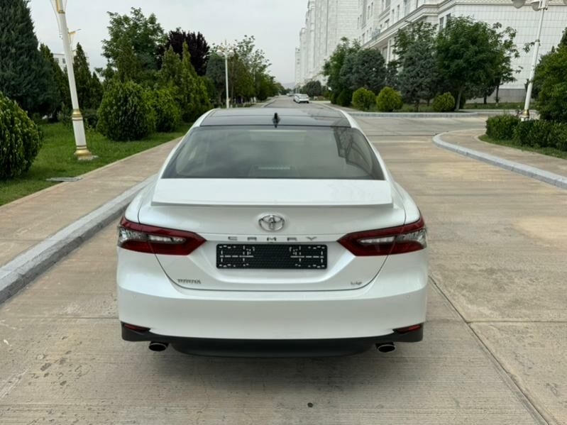 Toyota Camry 2023 - 685 000 TMT - Aşgabat - img 2