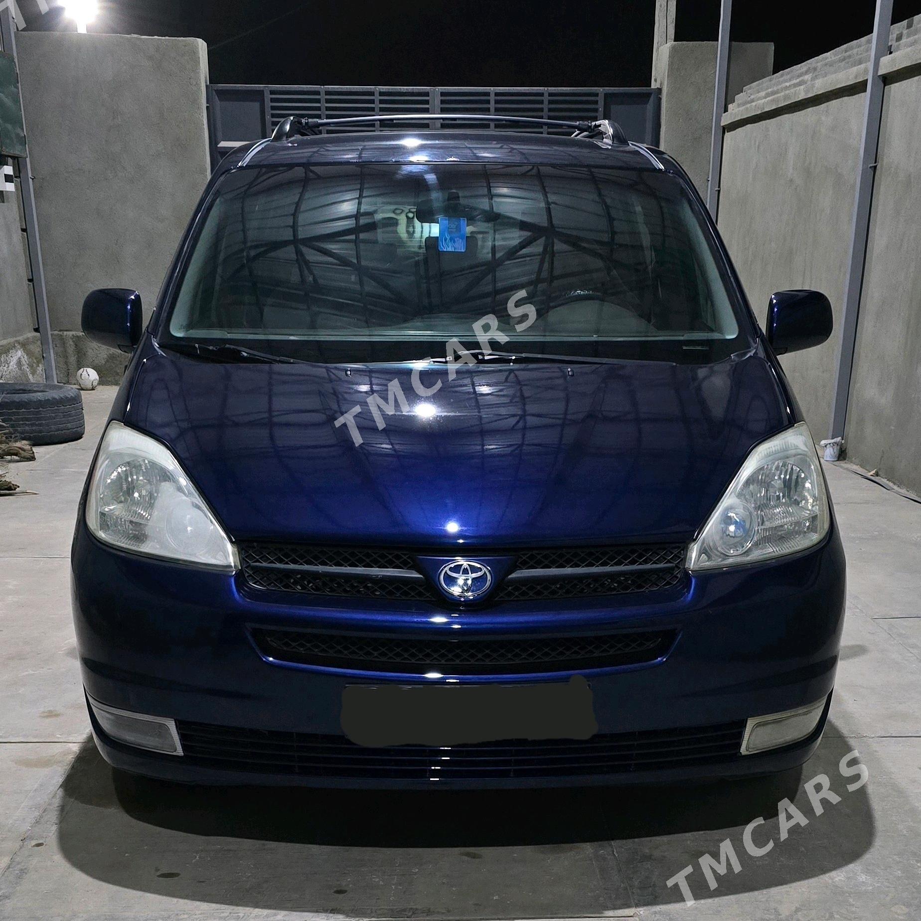 Toyota Sienna 2004 - 170 000 TMT - Gubadag - img 2