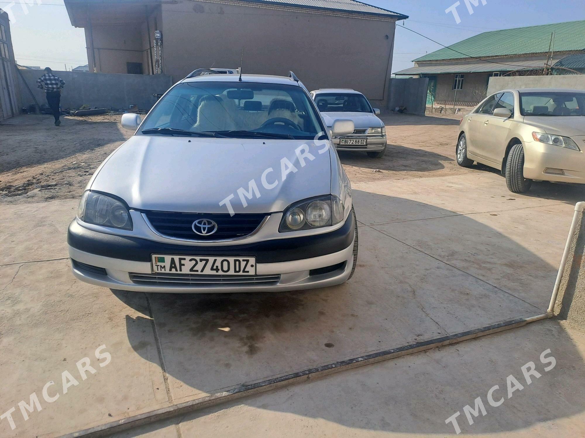 Toyota Avensis 2001 - 75 000 TMT - Daşoguz - img 4