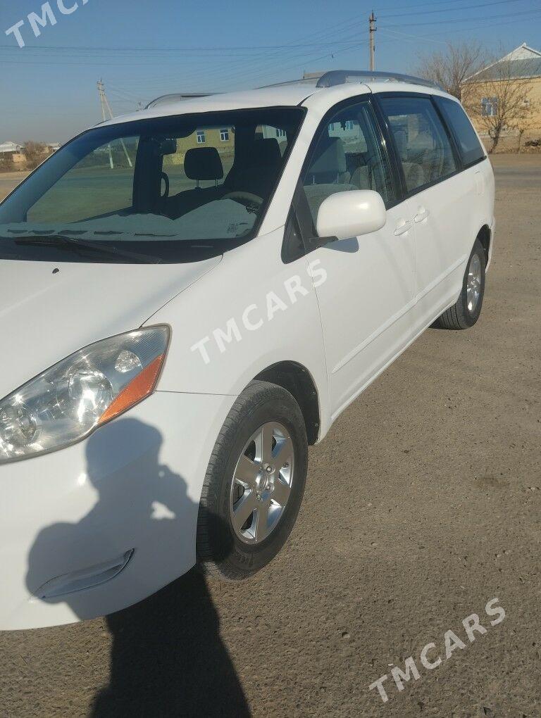 Toyota Sienna 2008 - 190 000 TMT - Murgap - img 2